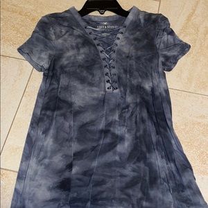 american eagle t-shirt